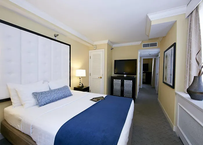 Superior King Suite